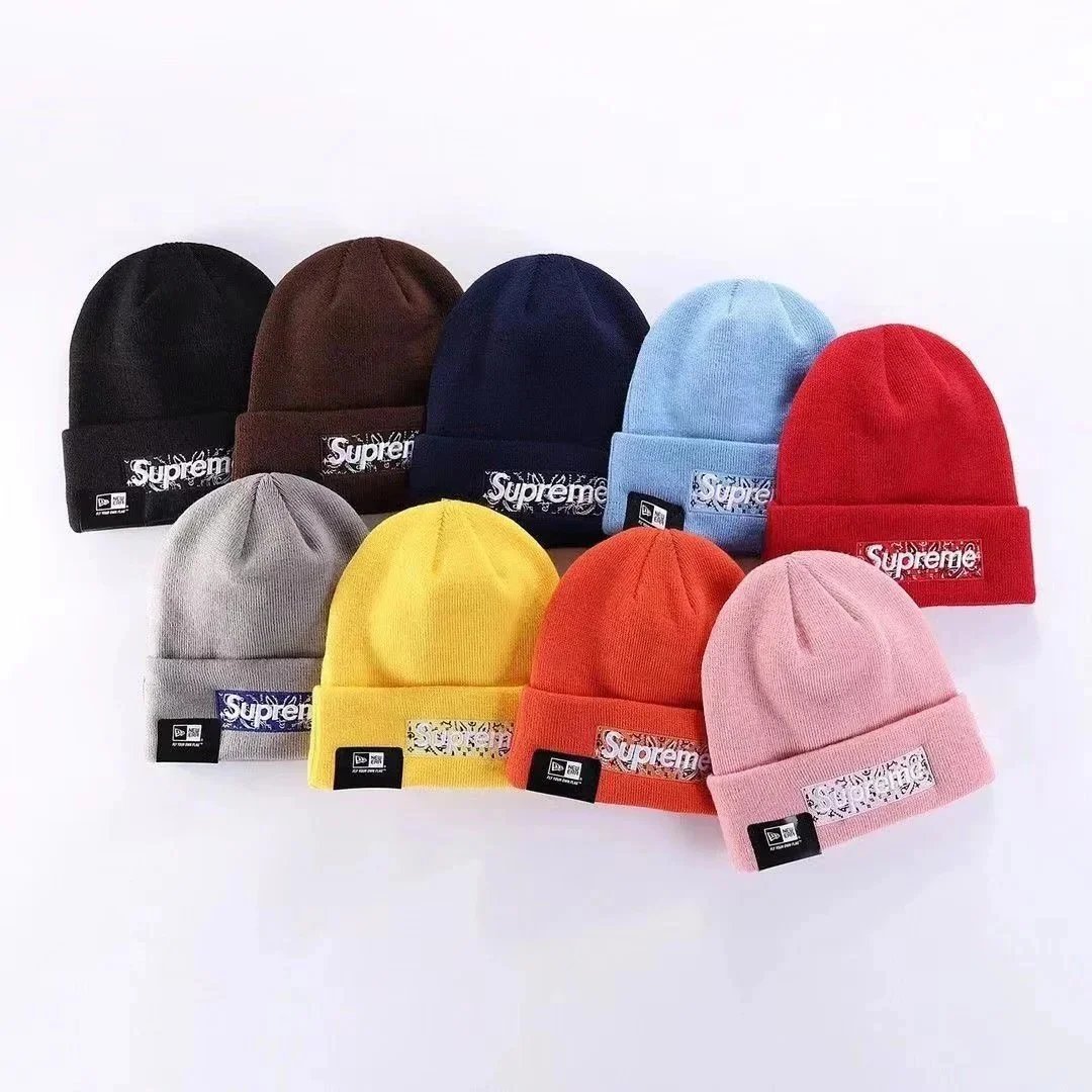 Embroidered warm knitted hat