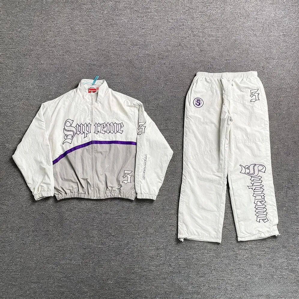 SUP SS25 WEEK12 Old English徽标拉链立领夹克裤子美式刺绣